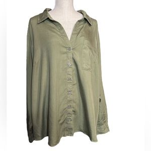 NWT Knox Rose Vine Green Button Down Front Shirt